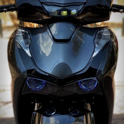 Dán xe SH màu xám bóng ốc titan xanh