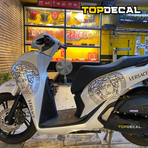 Dán xe Sh màu trắng ngọc trai phối tem Versace - Ảnh 5
