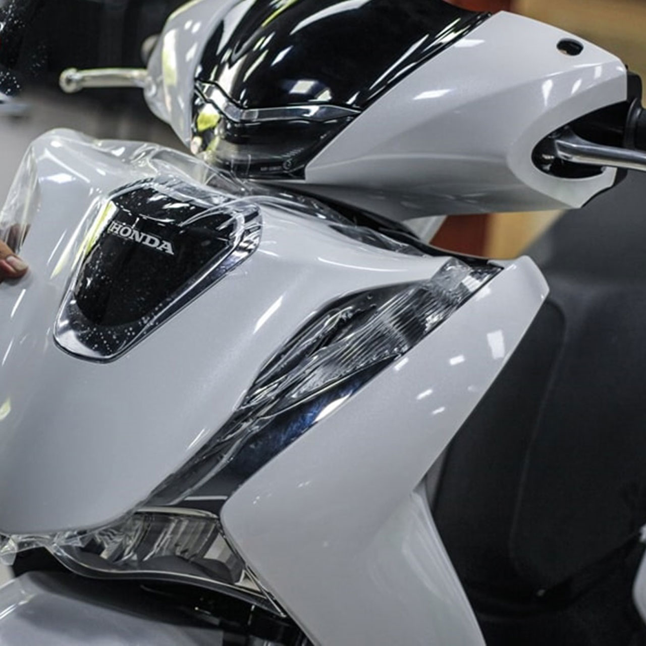 dán chống xước xe vision