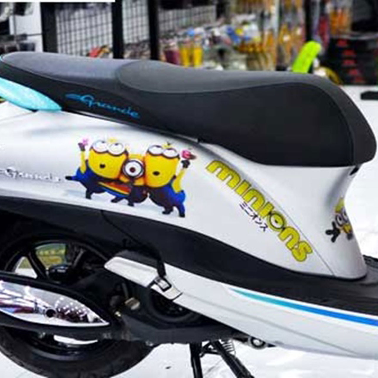 dán keo xe grande bao nhiêu tiền