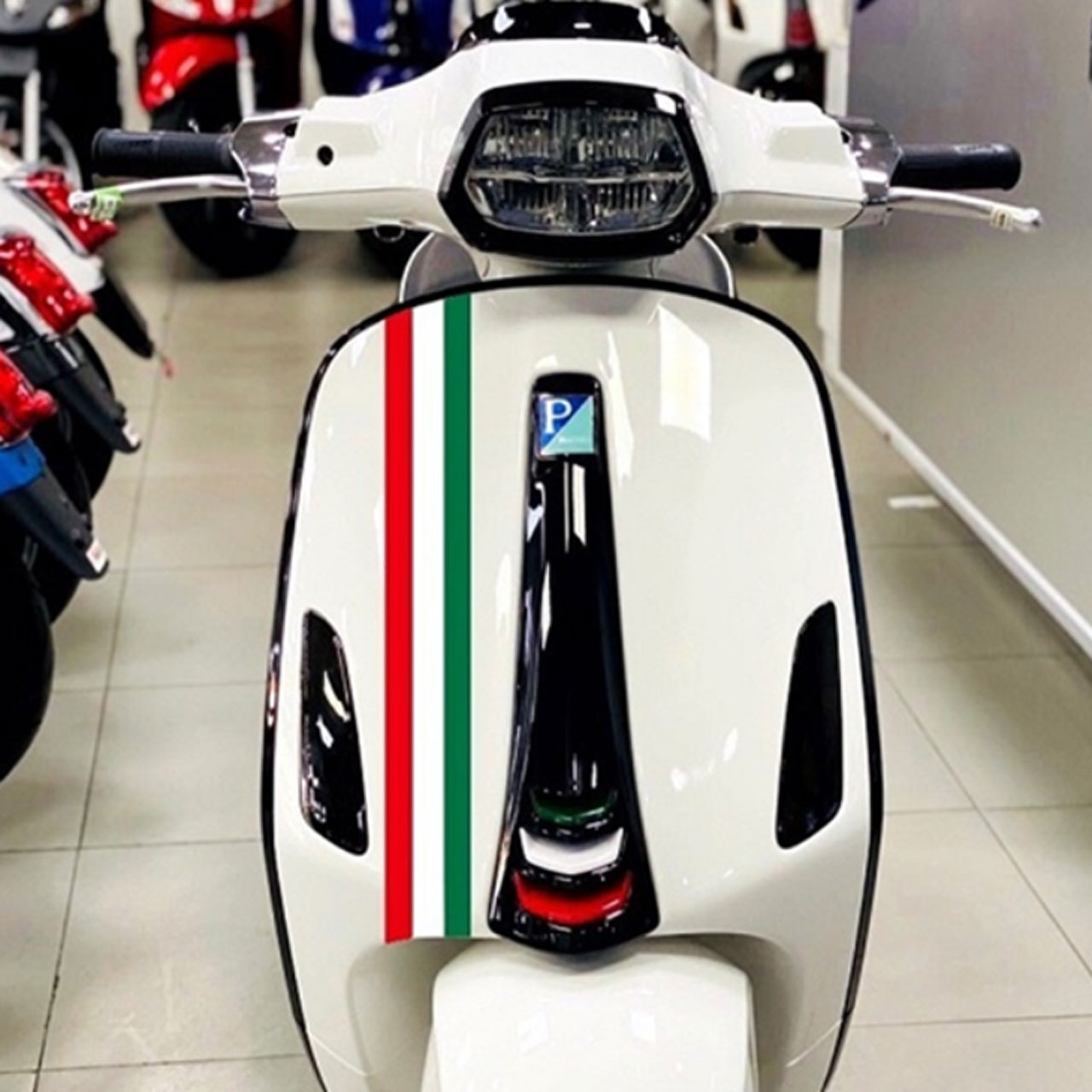 tem dán xe vespa sprint