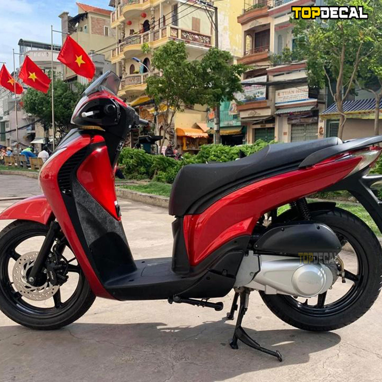 dán xe sh màu đỏ