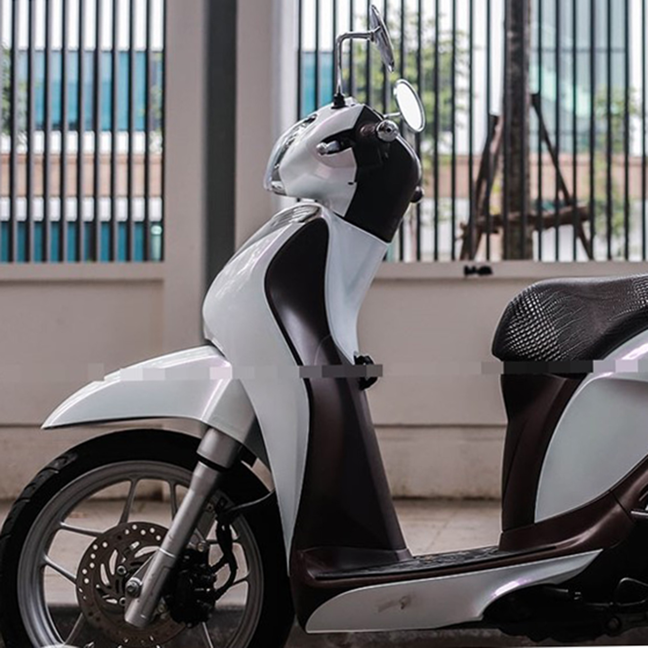 Dán decal sh mde màu trắng