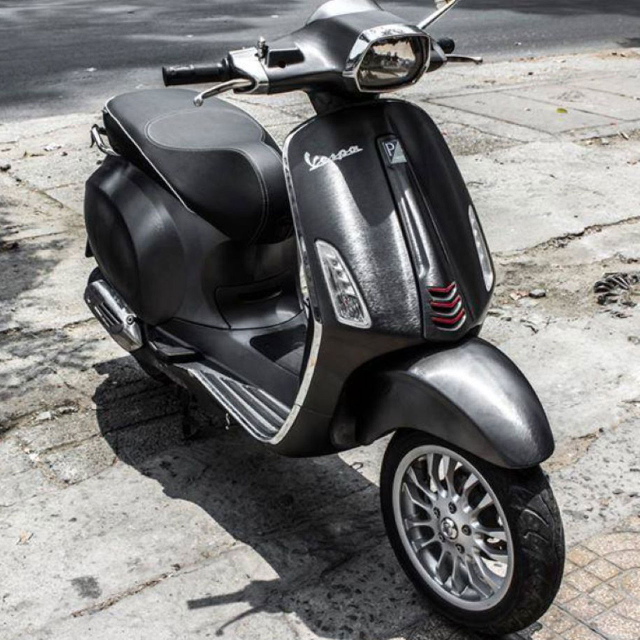 tem dán xe vespa sprint