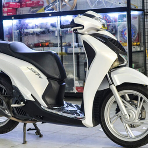 Dán Decal xe SH 2018 màu trắng sứ 3 lớp và Sporty - Ảnh 5