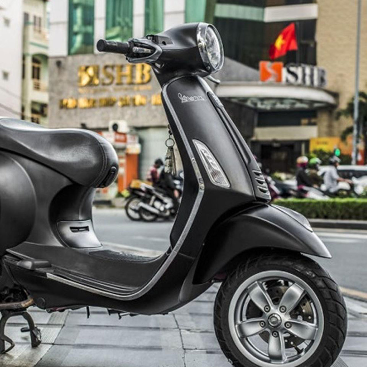 dán tem xe vespa sprint