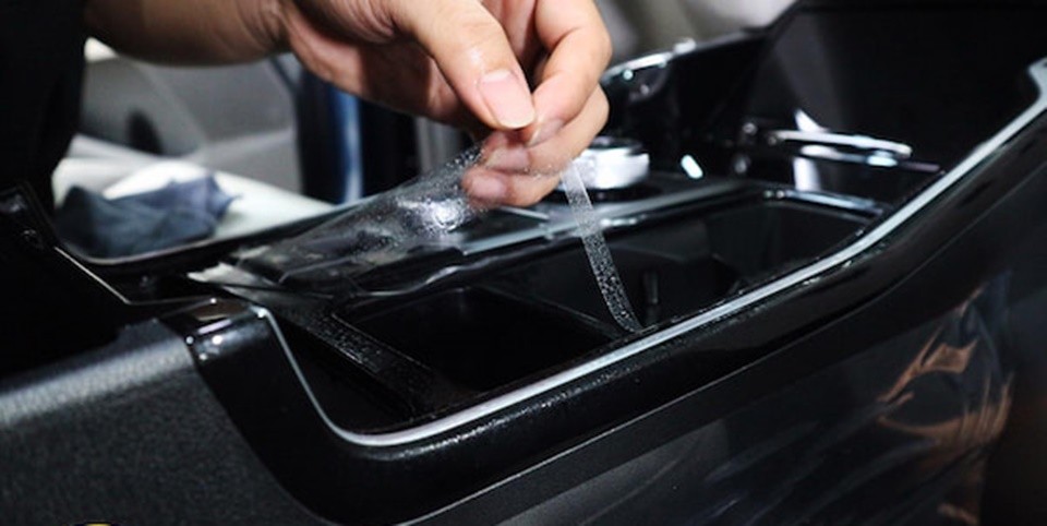 có nên dán ppf cho xe ô tô không