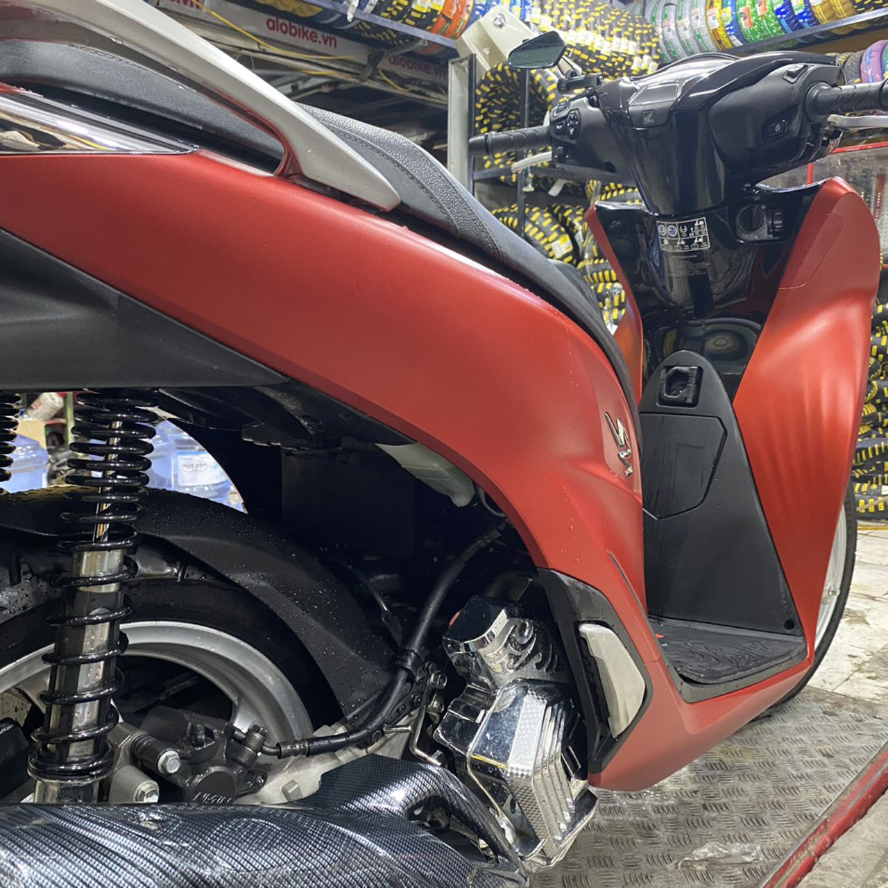 decal xe sh màu đỏ lụa lì