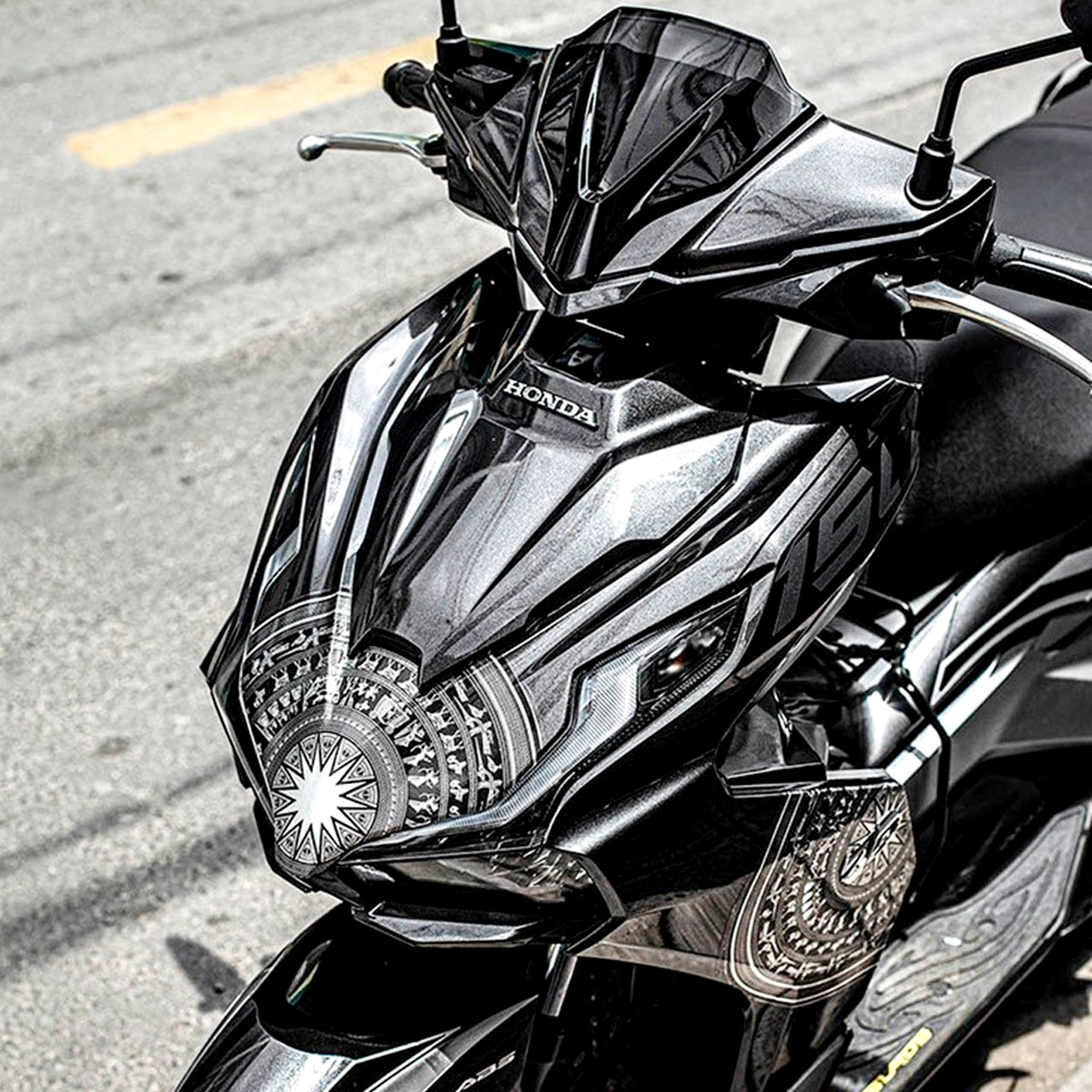 Dán decal xe Airblade