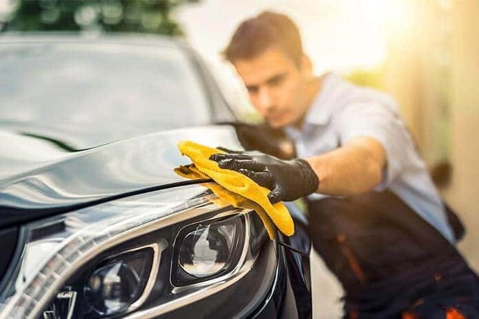 quy trình đánh bóng xe ô tô