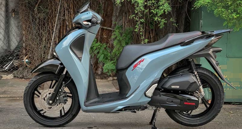 sơn đổi màu xe máy