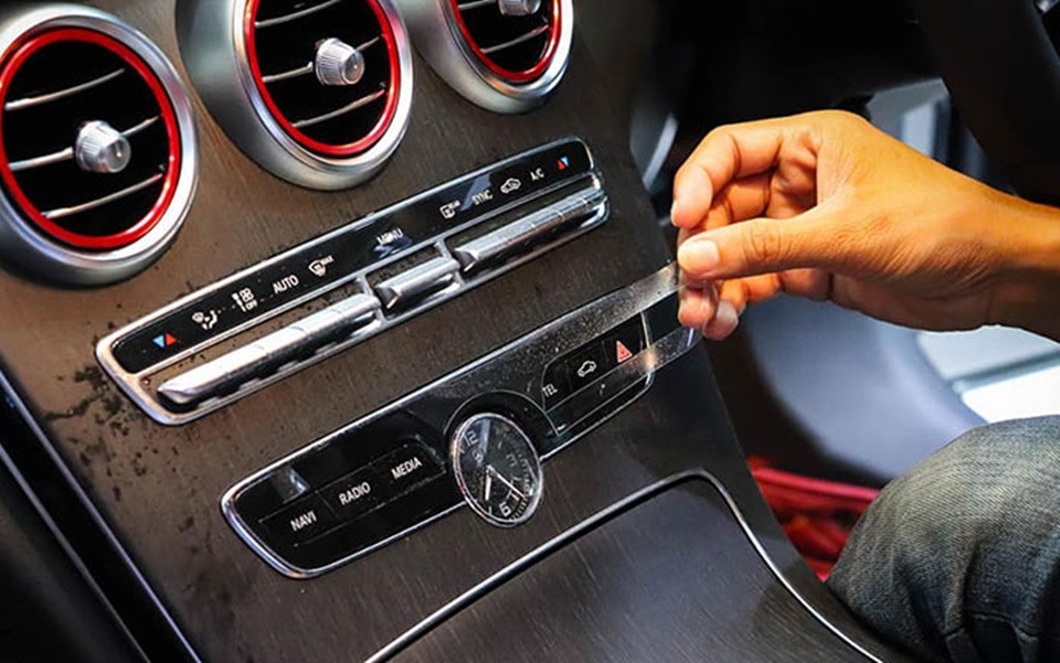 dán nội thất xe ô tô