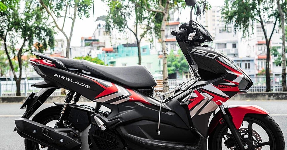 thiết kế decal dán xe hơi